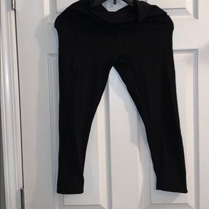 Nwot legging capris by PINK. Size small.